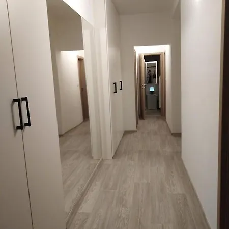 Apartment Academic *
